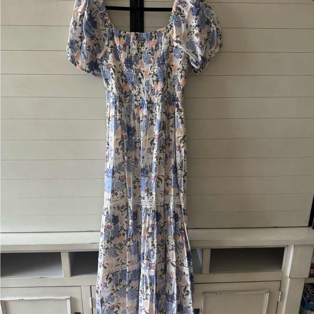 Japna Pastel Floral Maxi Dress with Puff Sleeves - Picture 2 of 4